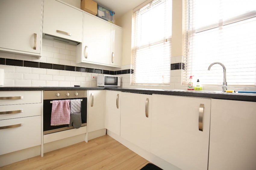 Images for Holloway Road, London EAID:1234 BID:1234