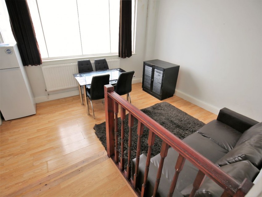 Images for Holloway Road, London EAID:1234 BID:1234