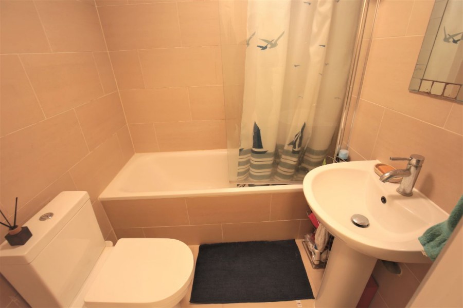 Images for Holloway Road, London EAID:1234 BID:1234