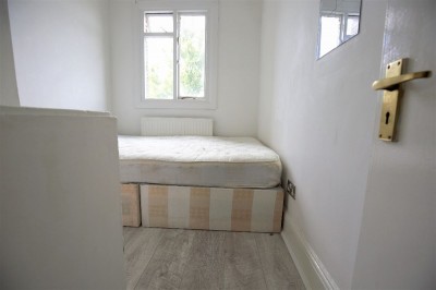 Images for Holloway Road, London EAID:1234 BID:1234