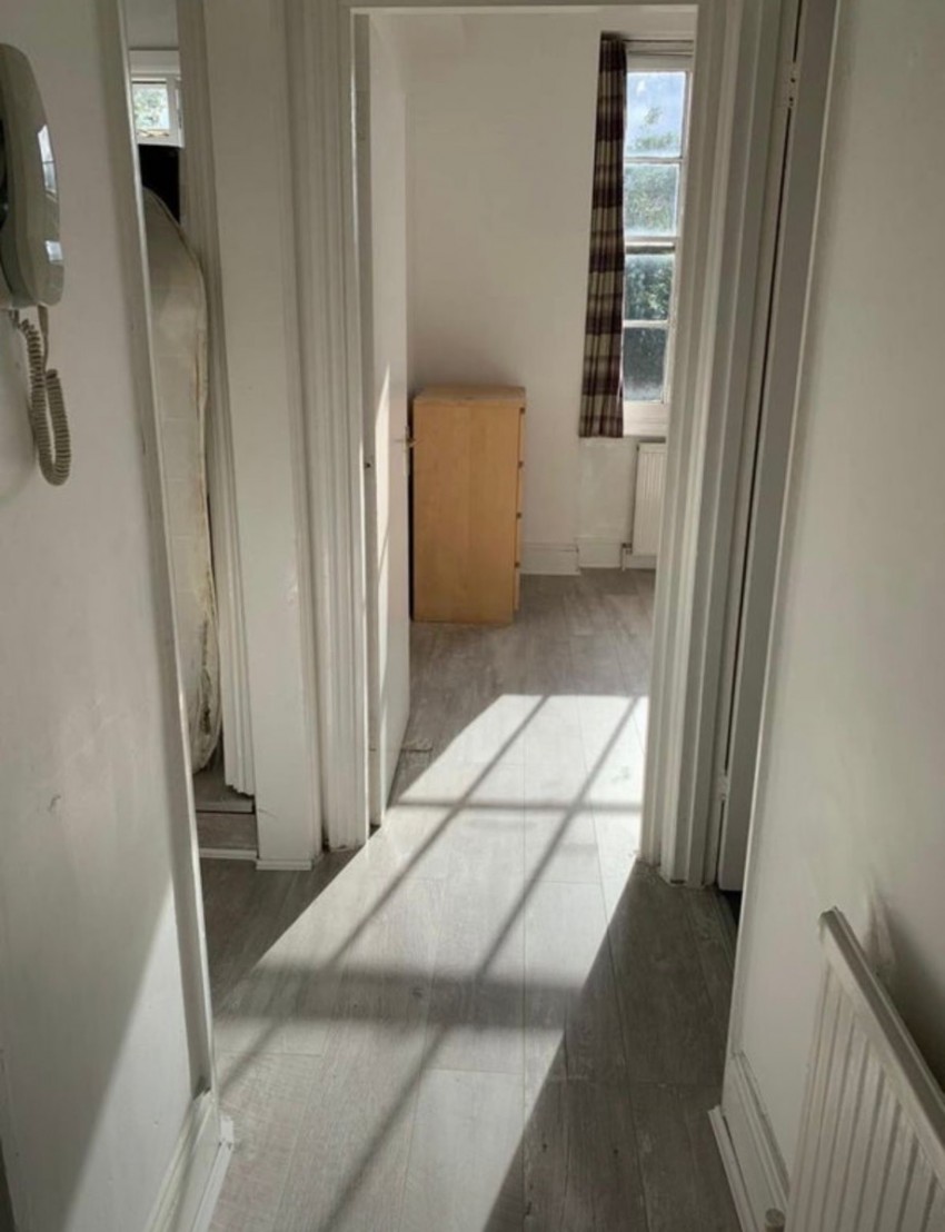 Images for Holloway Road, London EAID:1234 BID:1234