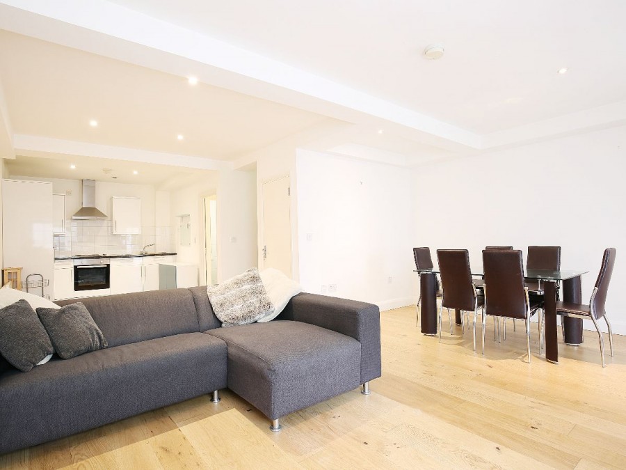 Images for Holloway Road, London EAID:1234 BID:1234