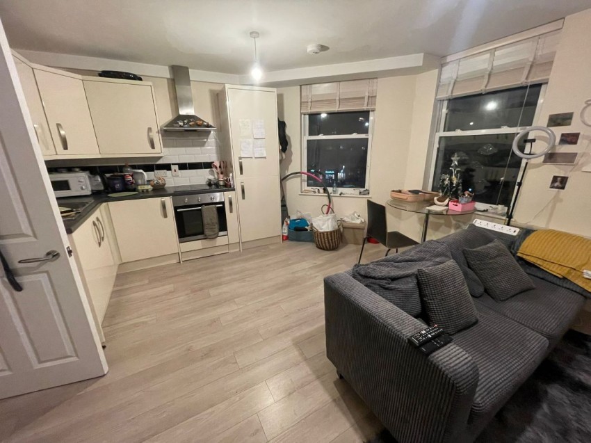 Images for Holloway Road, London EAID:1234 BID:1234