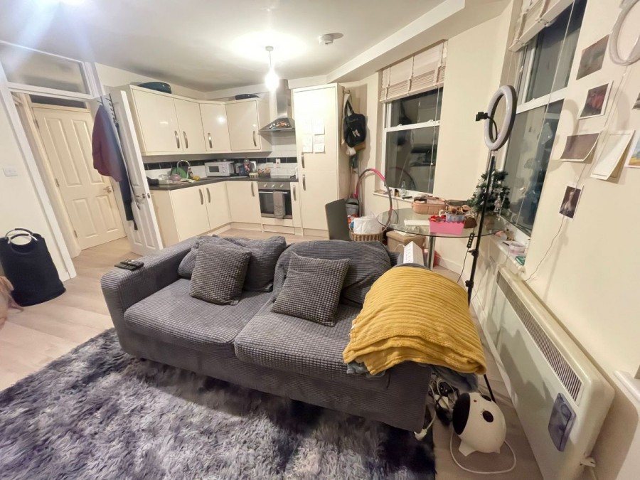 Images for Holloway Road, London EAID:1234 BID:1234