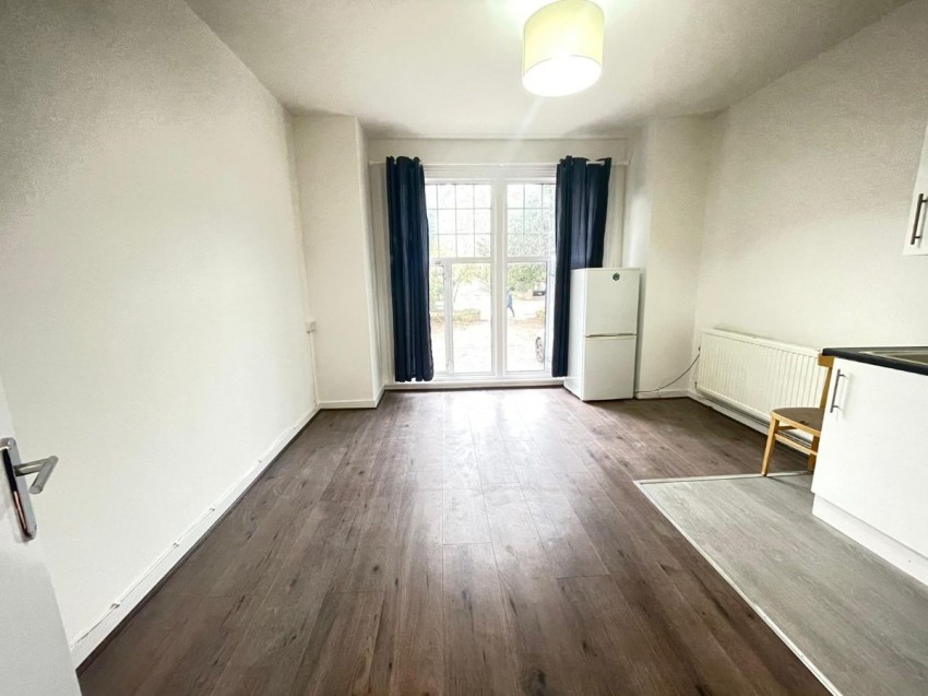 Images for Colney Hatch Lane, London EAID:1234 BID:1234