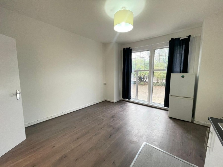 Images for Colney Hatch Lane, London EAID:1234 BID:1234