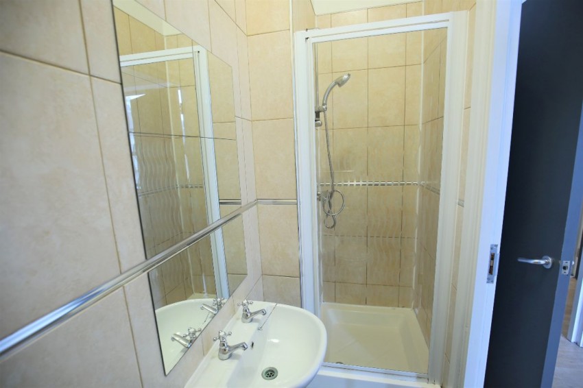 Images for Benwell Road, London EAID:1234 BID:1234