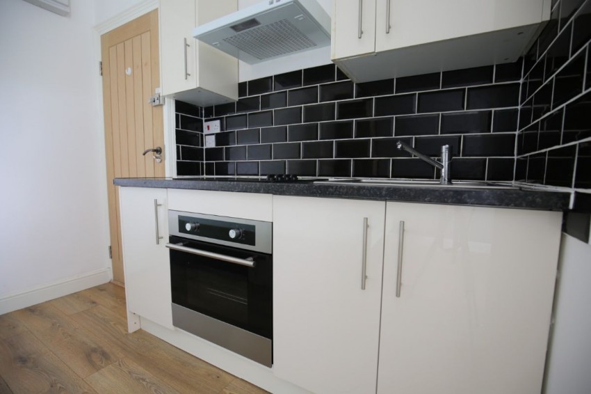 Images for Seven Sisters Road, London EAID:1234 BID:1234