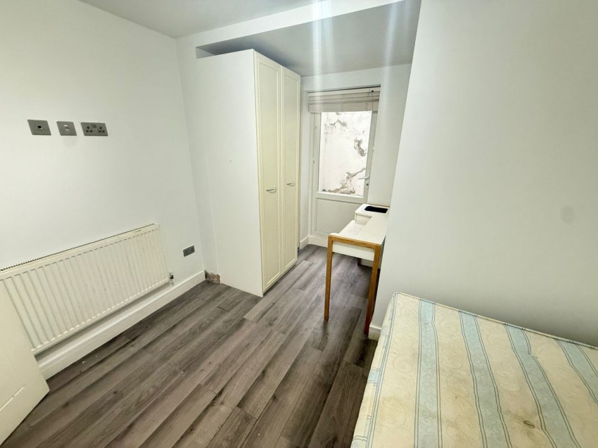 Images for Hornsey Road, London EAID:1234 BID:1234