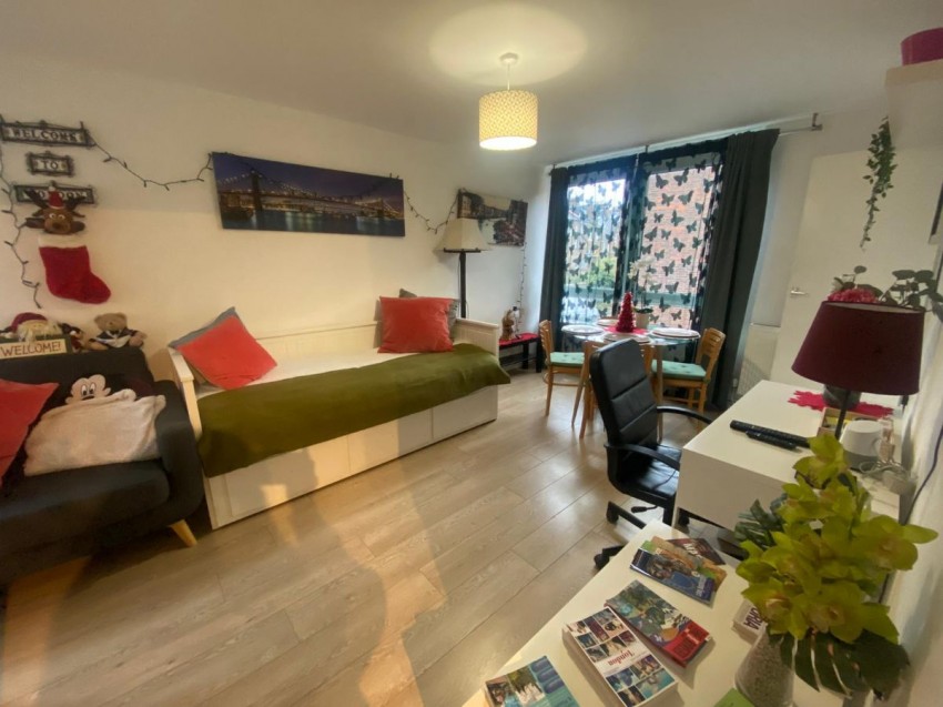 Images for Sanders Way, London EAID:1234 BID:1234