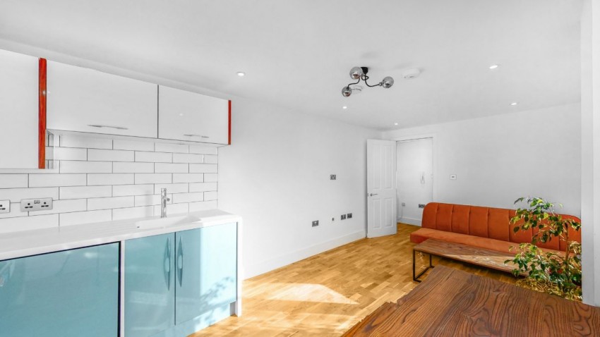 Images for Mora Road, London EAID:1234 BID:1234