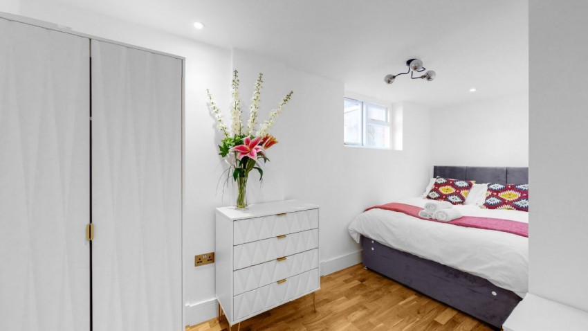 Images for Mora Road, London EAID:1234 BID:1234