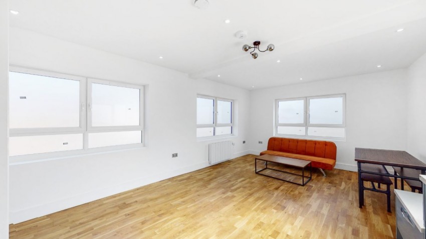 Images for Mora Road, London EAID:1234 BID:1234
