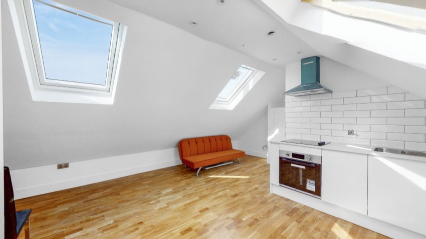 Images for Mora Road, London EAID:1234 BID:1234