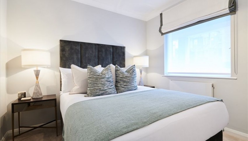 Images for Fulham Road, London EAID:1234 BID:1234