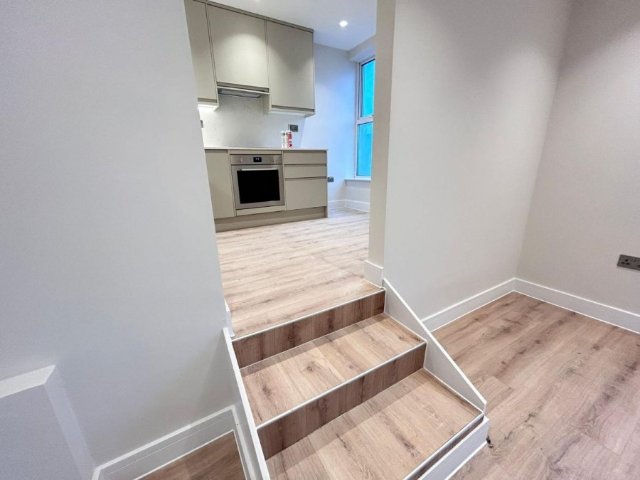 Images for a Hornsey Road, London EAID:1234 BID:1234