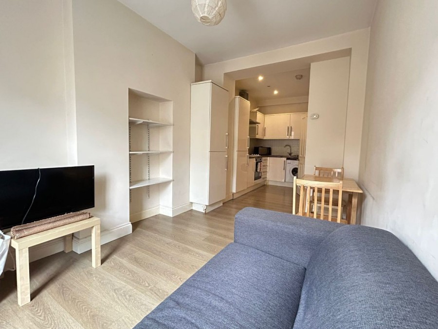 Images for Holloway Road, London EAID:1234 BID:1234