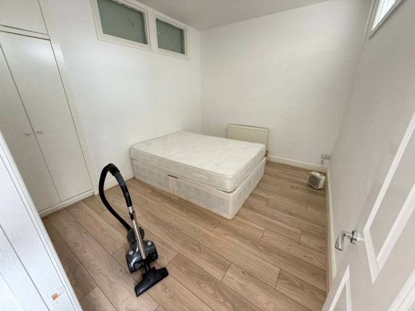 Images for Hornsey Road, London EAID:1234 BID:1234