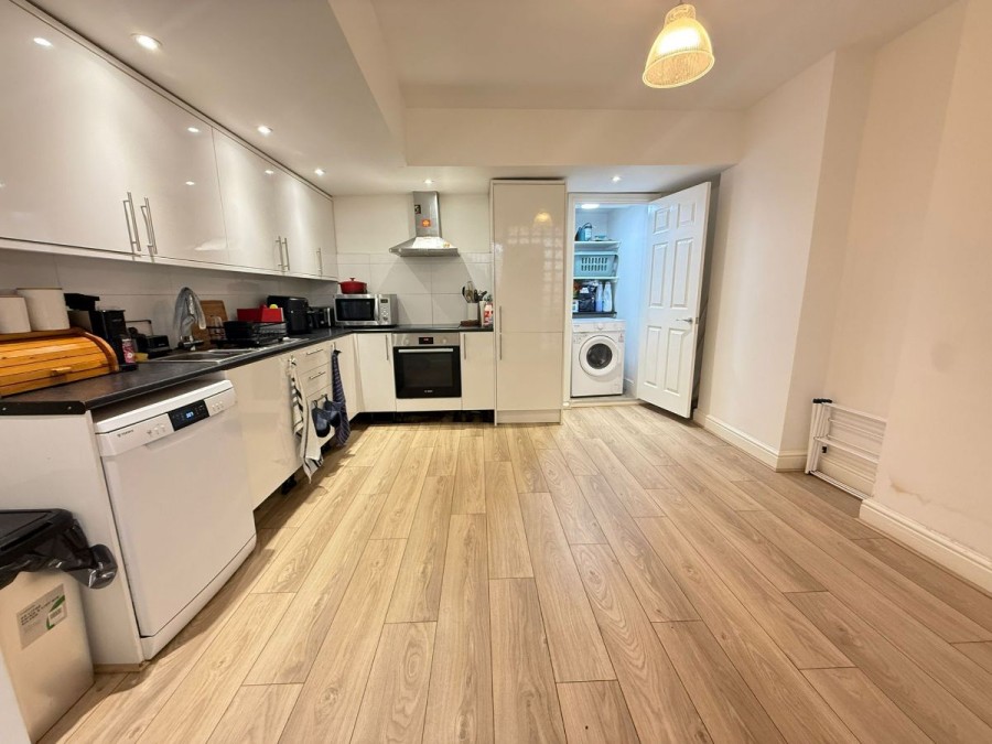 Images for Hornsey Road, London EAID:1234 BID:1234