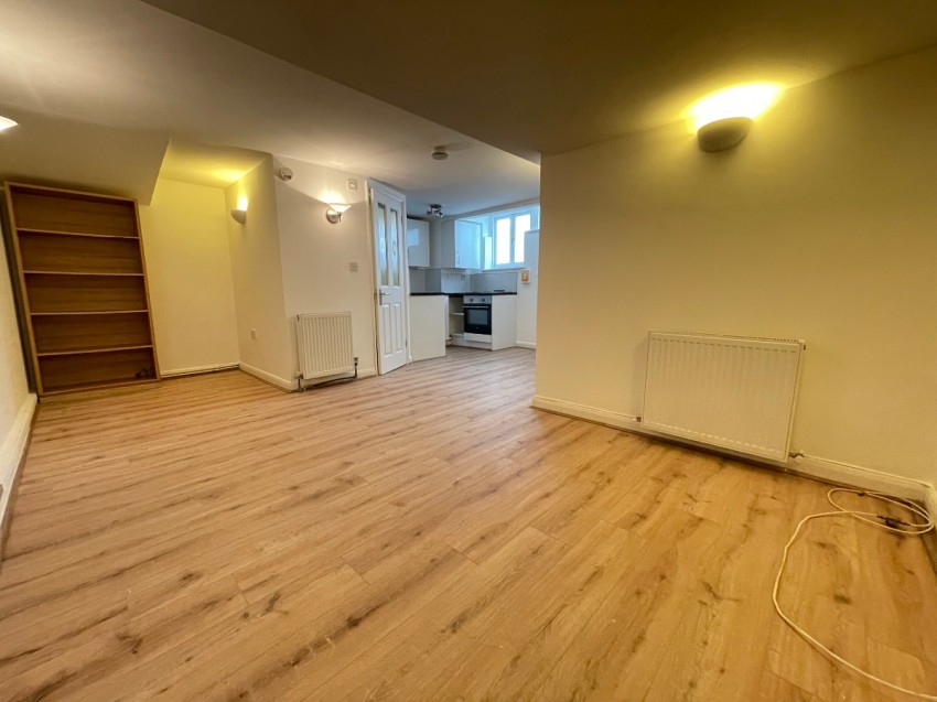Images for Colney Hatch Lane, London EAID:1234 BID:1234