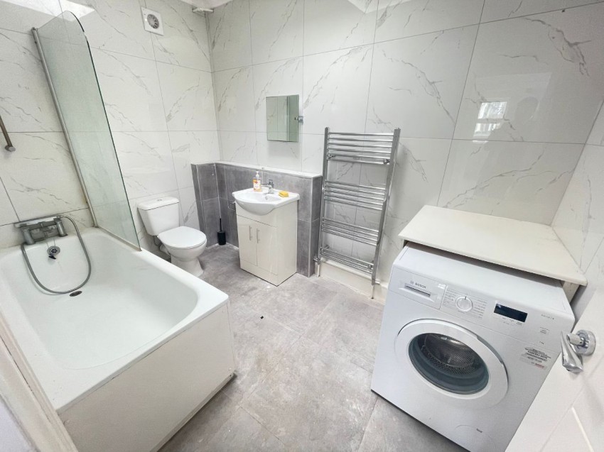 Images for Hornsey Road, London EAID:1234 BID:1234