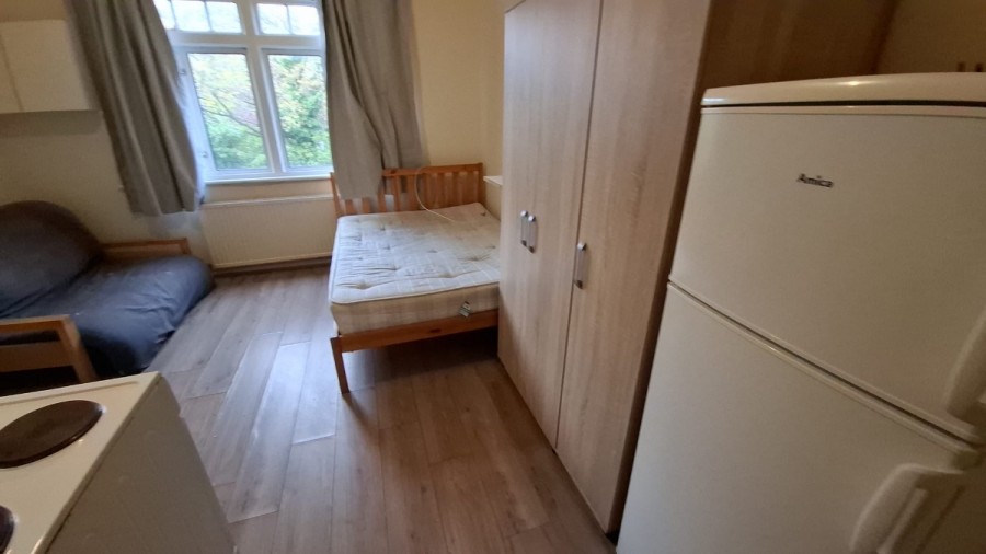 Images for Colney Hatch Lane, London EAID:1234 BID:1234