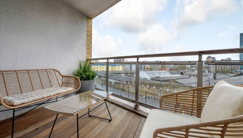 Images for Westferry Circus, London EAID:1234 BID:1234
