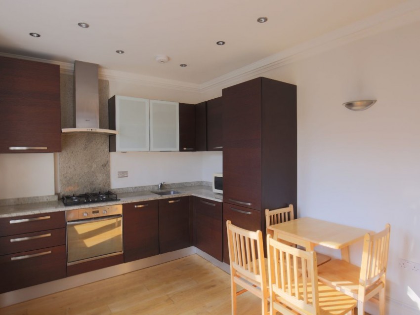 Images for Holloway Road, London EAID:1234 BID:1234