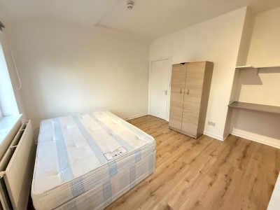 Images for Colney Hatch Lane, London EAID:1234 BID:1234