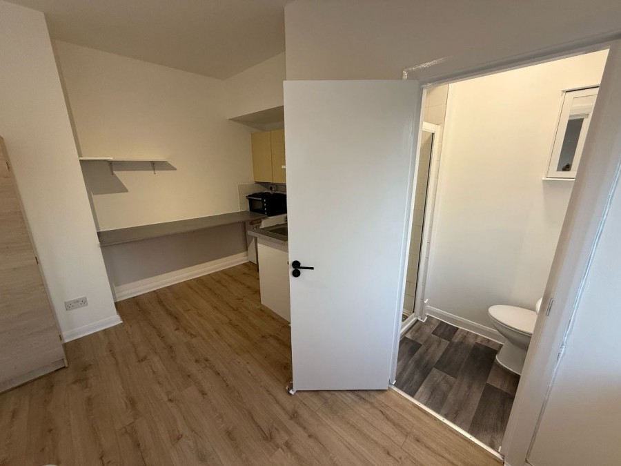 Images for Colney Hatch Lane, London EAID:1234 BID:1234