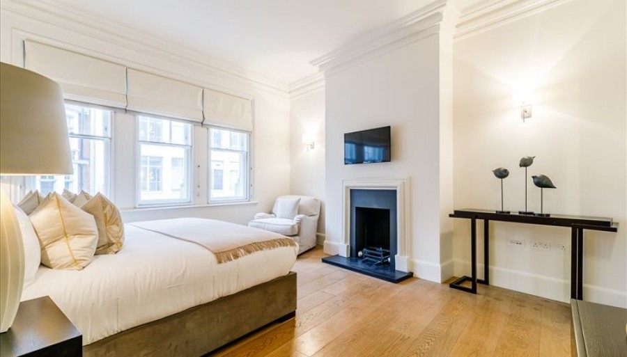 Images for Duke Street, London EAID:1234 BID:1234