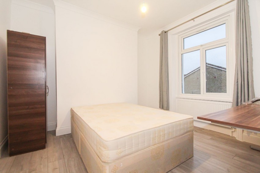 Images for Sheldon Road, London EAID:1234 BID:1234