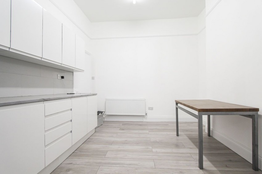 Images for Sheldon Road, London EAID:1234 BID:1234