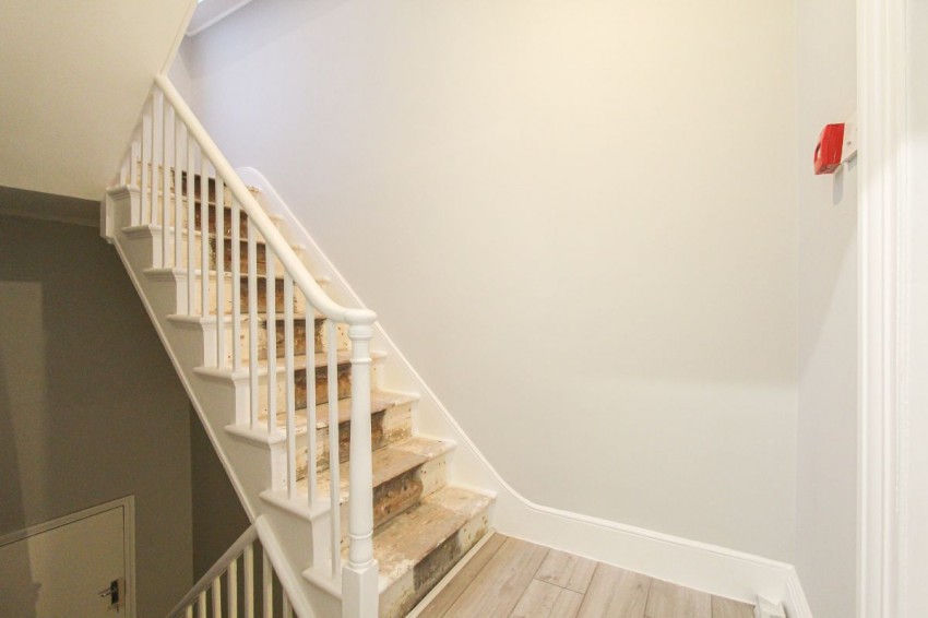 Images for Sheldon Road, London EAID:1234 BID:1234