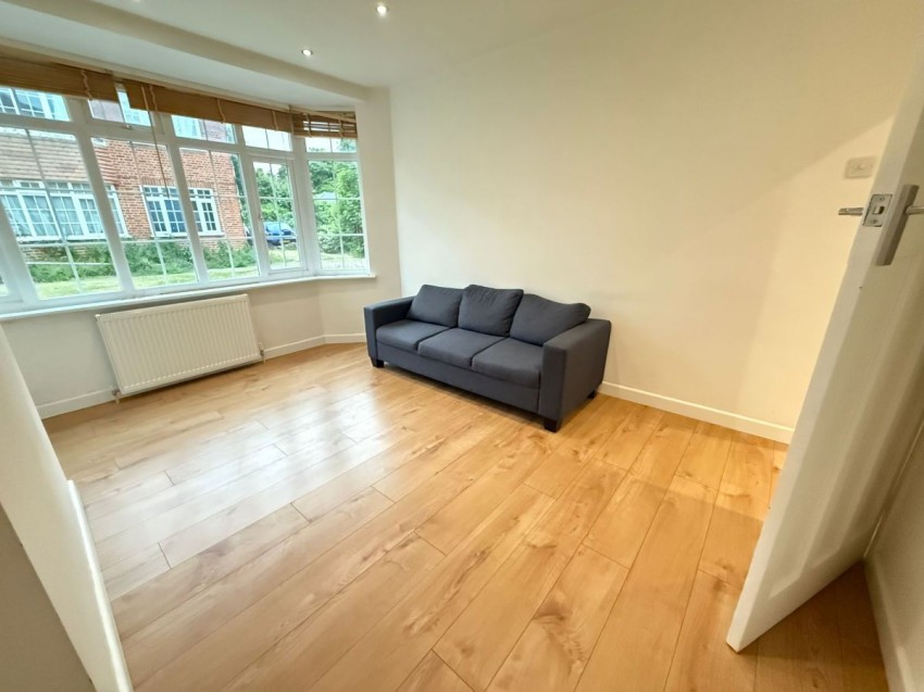 Images for Torrington Court,  Torrington Park, London EAID:1234 BID:1234