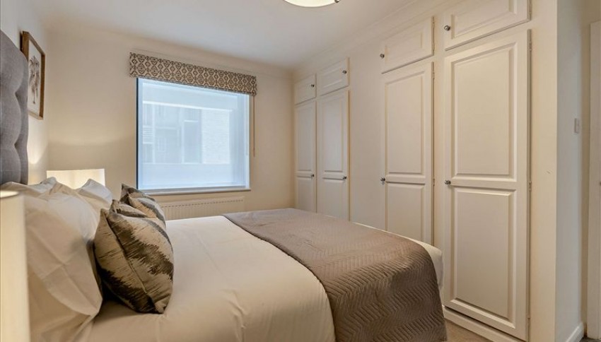 Images for Fulham Road, London EAID:1234 BID:1234