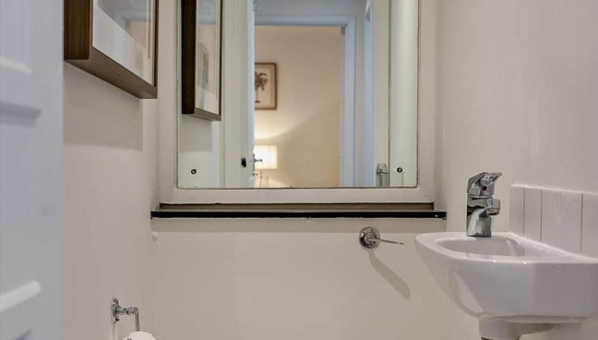 Images for Fulham Road, London EAID:1234 BID:1234