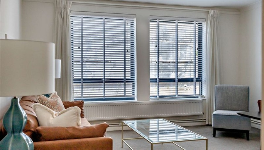 Images for Fulham Road, London EAID:1234 BID:1234