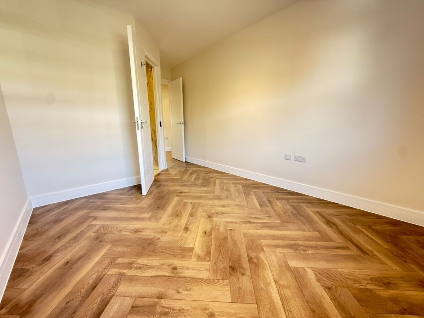 Images for Church Lane, London EAID:1234 BID:1234