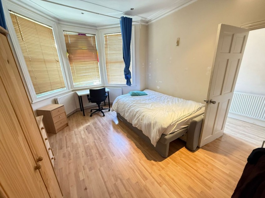 Images for Keston Road, London EAID:1234 BID:1234