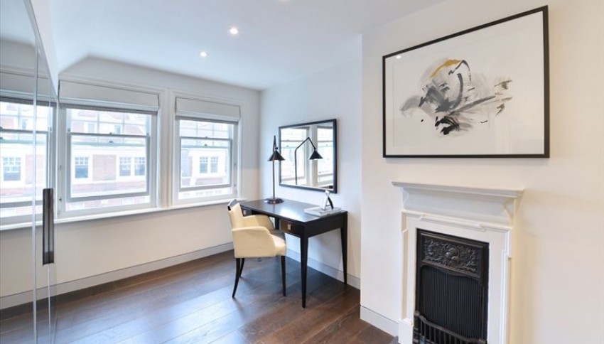 Images for Duke Street, London EAID:1234 BID:1234