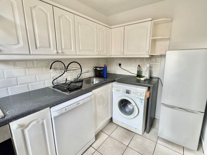 Images for Sanders Way, London EAID:1234 BID:1234