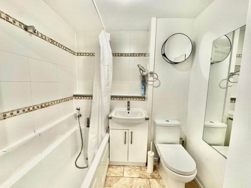 Images for Sanders Way, London EAID:1234 BID:1234