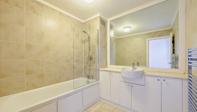 Images for Fulham Road, London EAID:1234 BID:1234