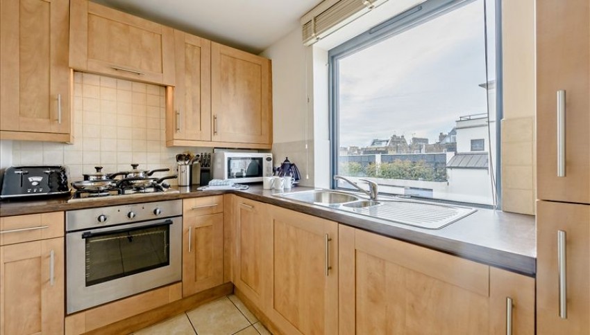 Images for Fulham Road, London EAID:1234 BID:1234