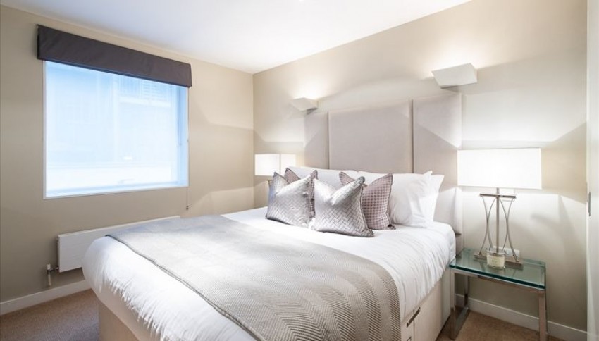 Images for Fulham Road, London EAID:1234 BID:1234