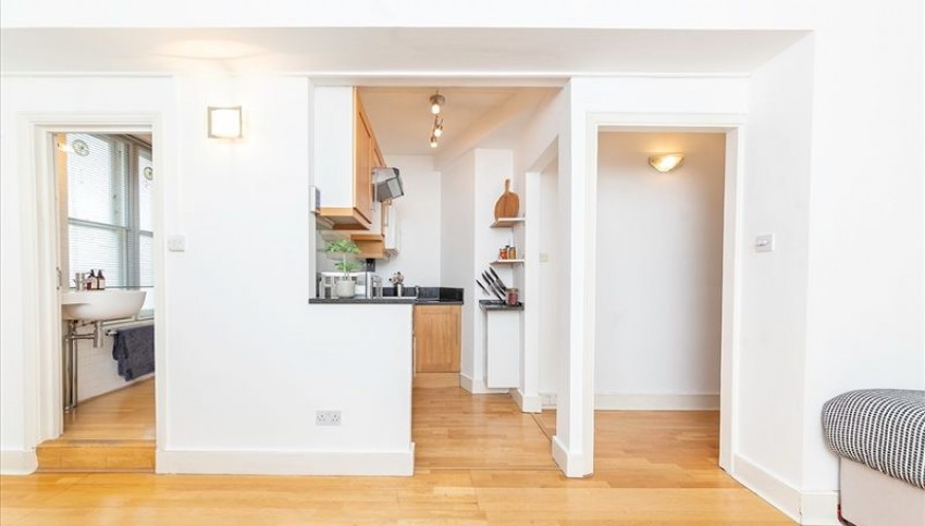 Images for Hill Street, London EAID:1234 BID:1234