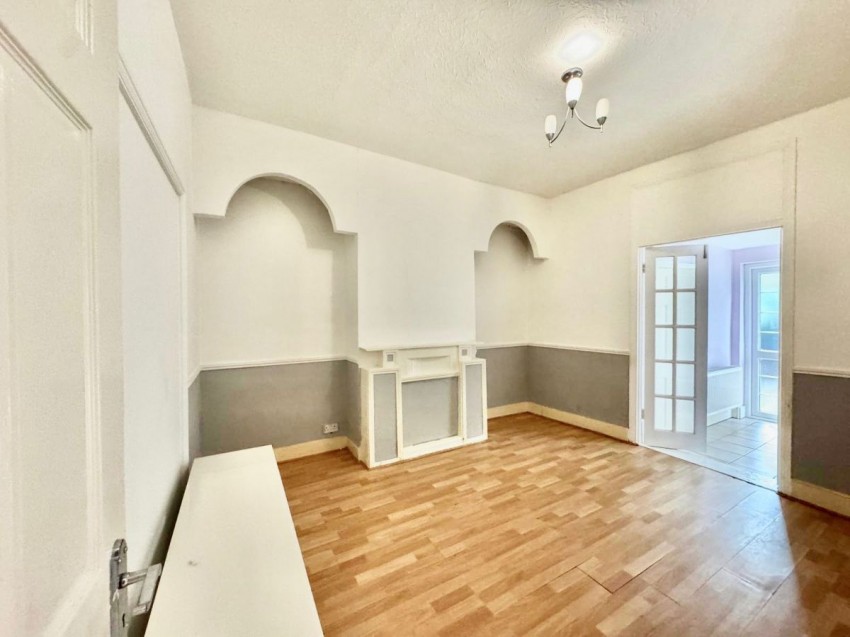 Images for Millicent Road, London EAID:1234 BID:1234