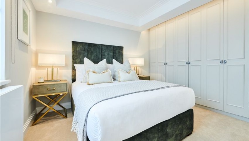 Images for Fulham Road, London EAID:1234 BID:1234