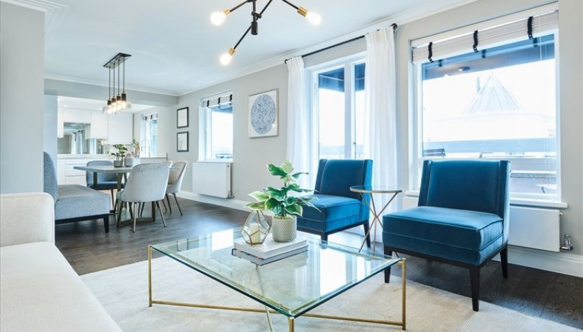 Images for Fulham Road, London EAID:1234 BID:1234